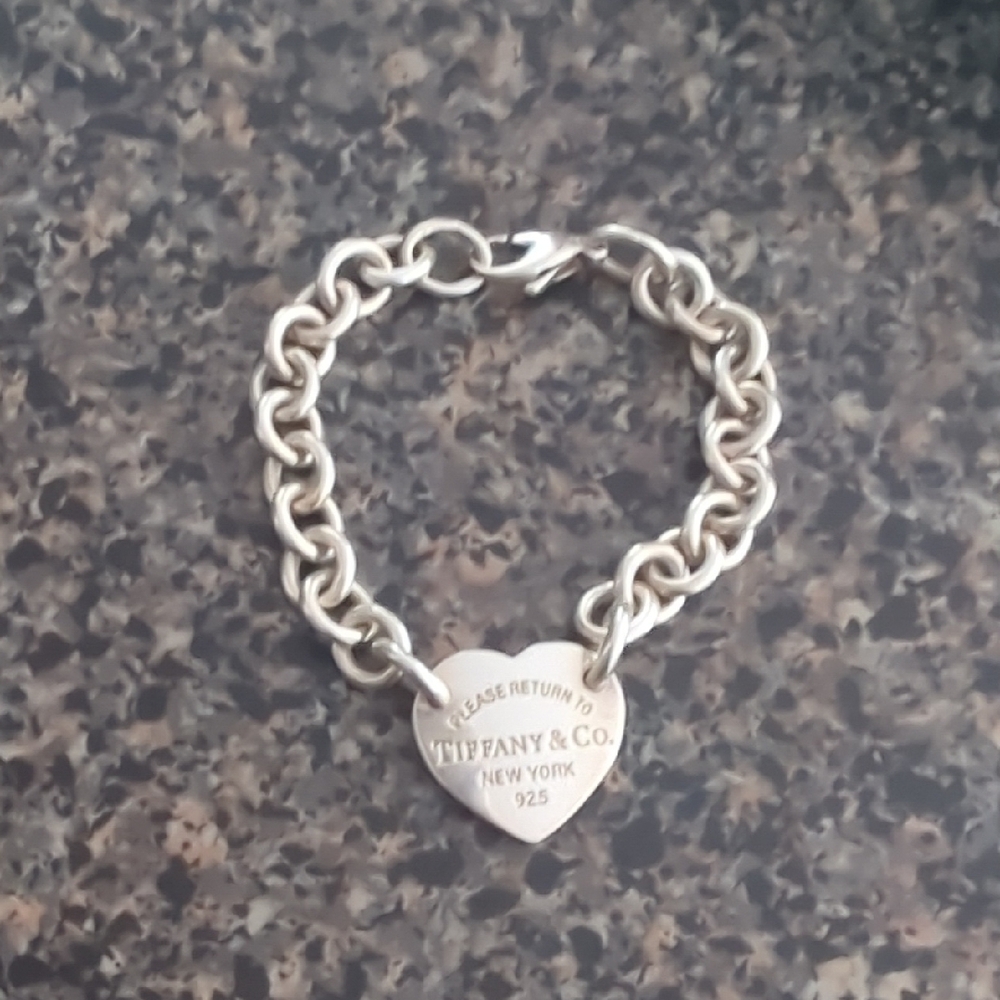 Tiffany & Co. Silver Heart Charm Bracelet - Picture 2 of 5